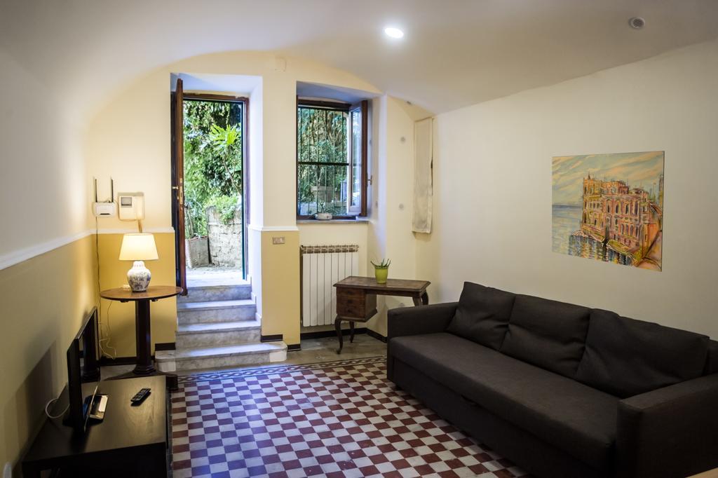 Casa Vacanze Amedeo Naples Luaran gambar