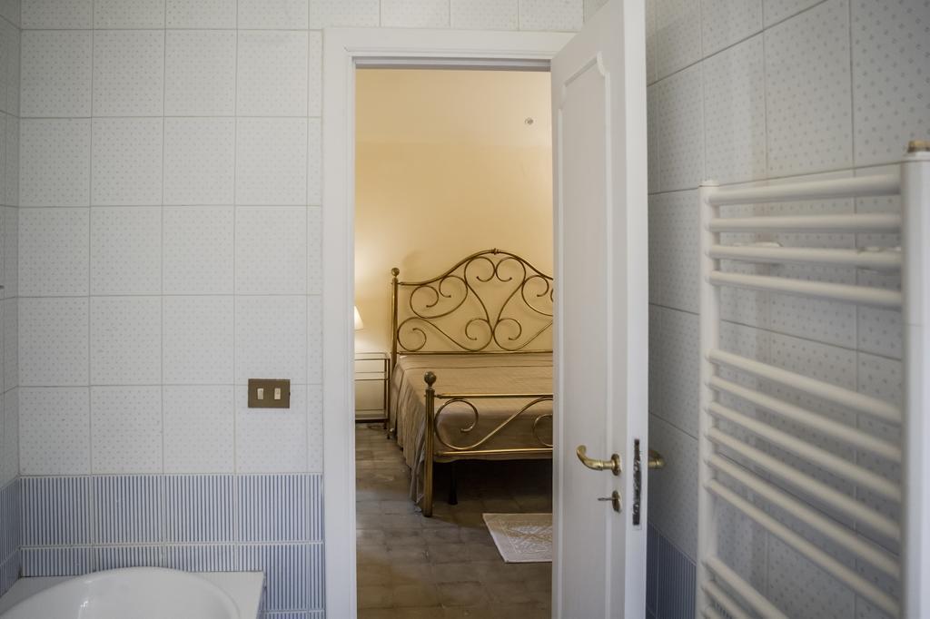 Casa Vacanze Amedeo Naples Luaran gambar