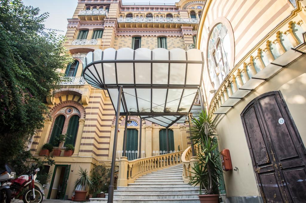 Casa Vacanze Amedeo Naples Luaran gambar